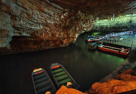 長沙出發(fā)到黃龍洞、張家界國家森林公園三日游